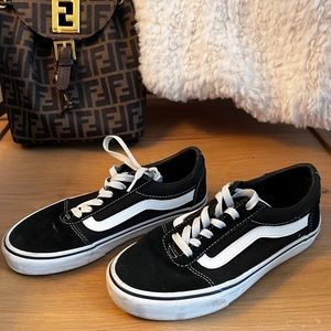 Vans Women Old Skool Sneaker sz 7